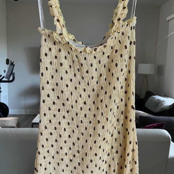 Faithfull the Brand Yellow Polka Dot MIDI Dress - Picture 7 of 8
